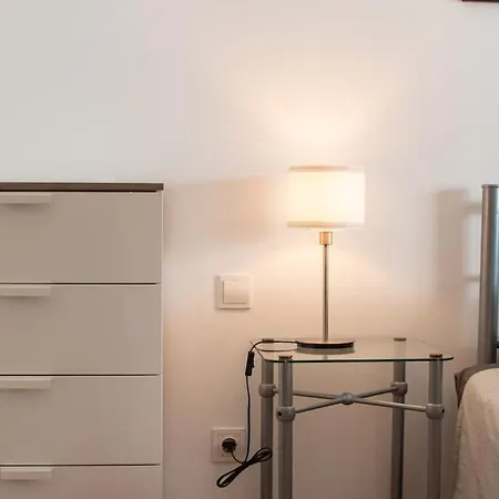 Holiday home Casa Marlay Spacious, Heated Pool, Bbq & Fast Wi-fi Only 15 Minutes Walk To Town